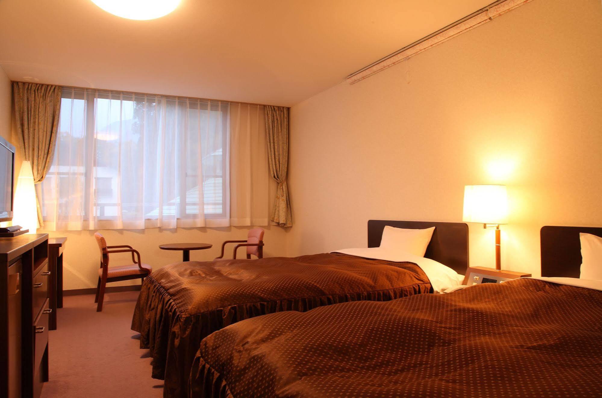 Hotel Oak Forest Hakuba Exteriör bild