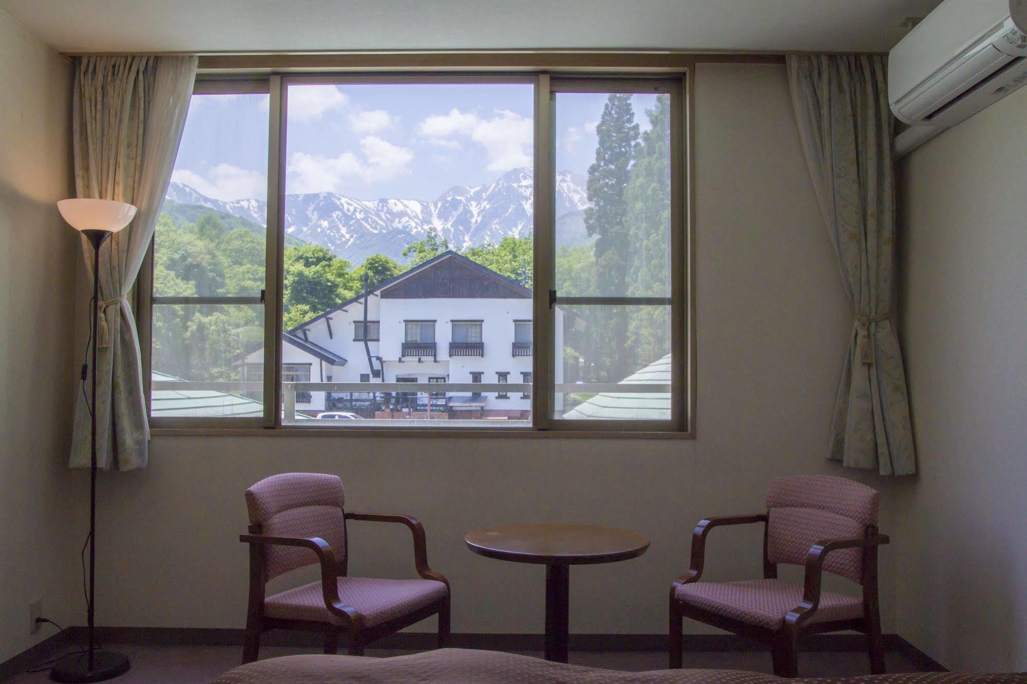 Hotel Oak Forest Hakuba Exteriör bild