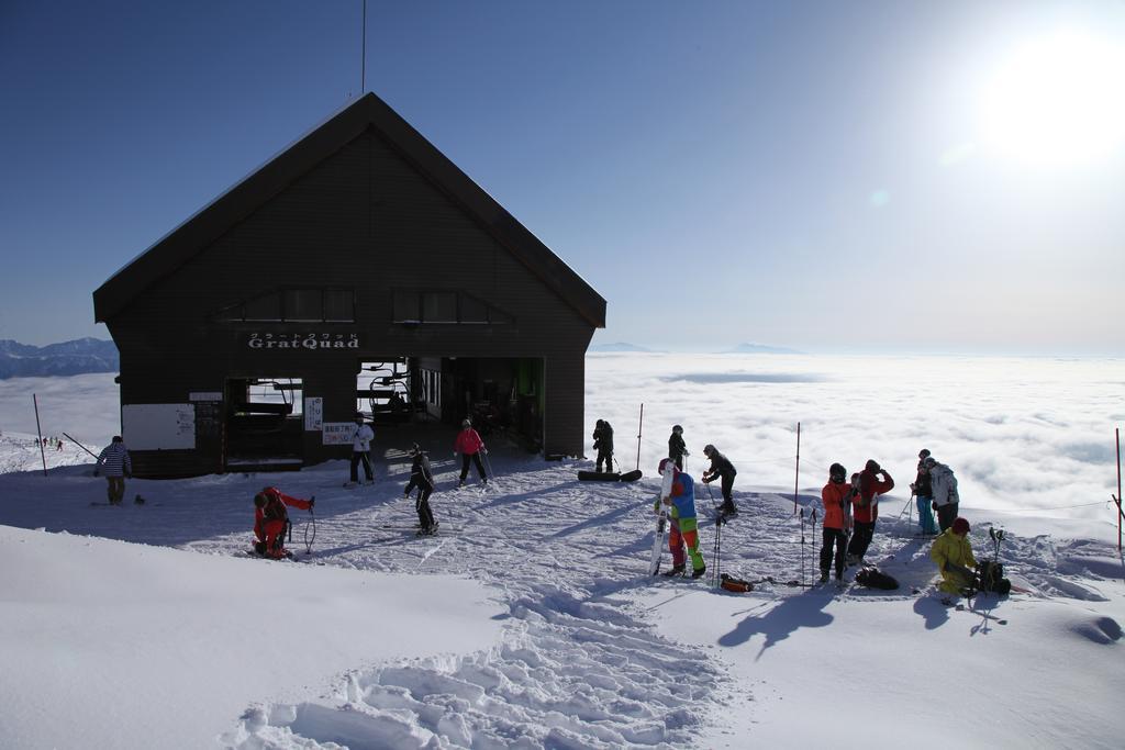 Hotel Oak Forest Hakuba Exteriör bild