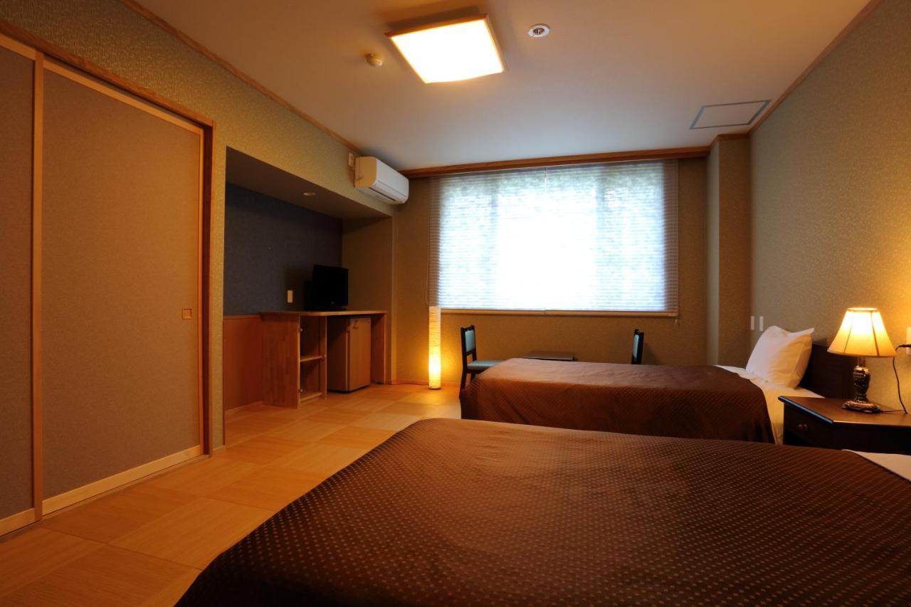 Hotel Oak Forest Hakuba Exteriör bild