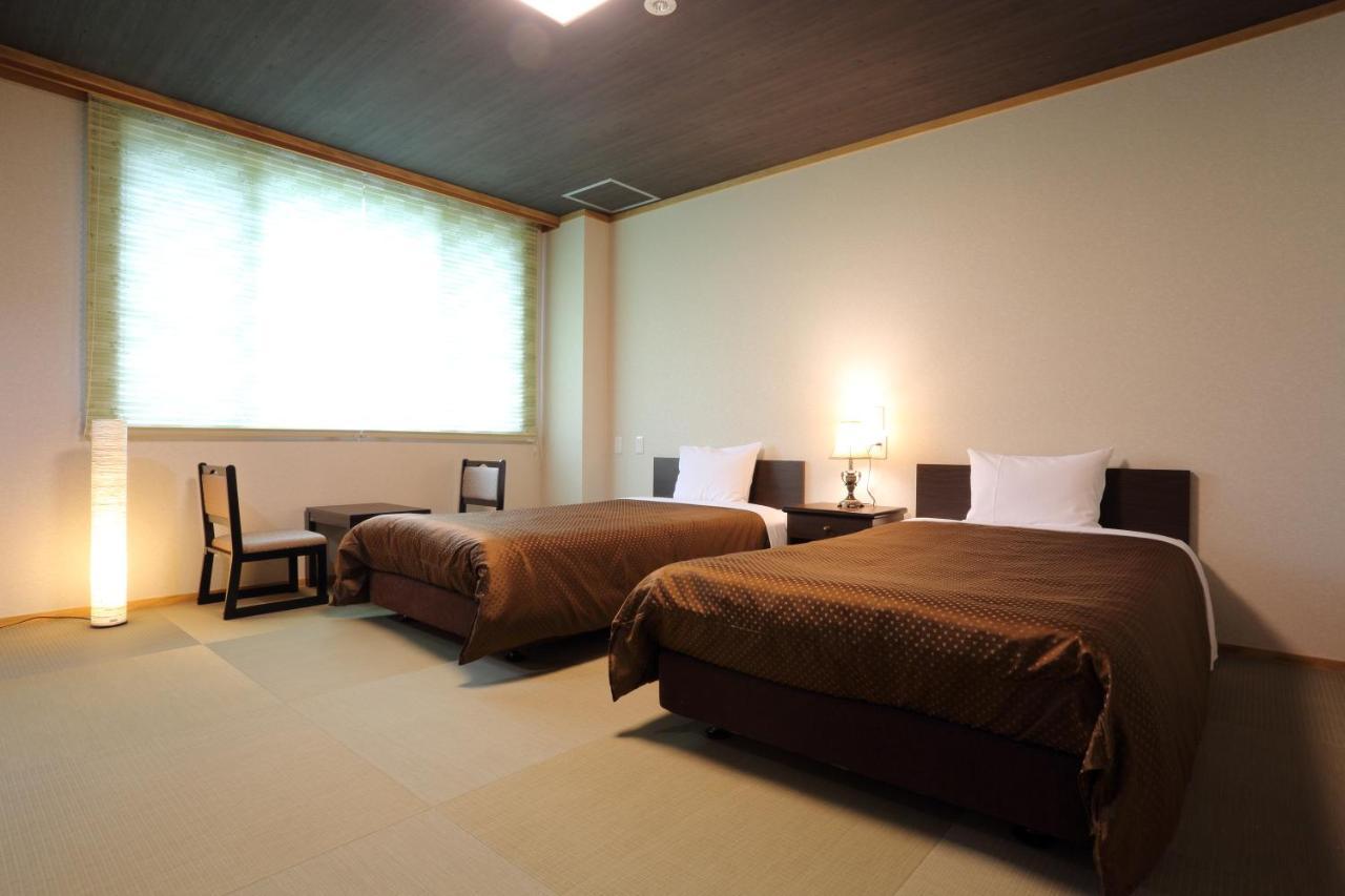 Hotel Oak Forest Hakuba Exteriör bild