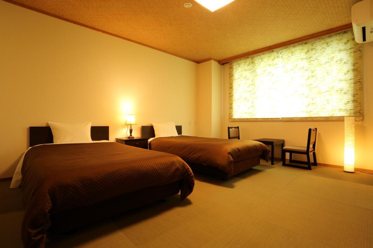 Hotel Oak Forest Hakuba Exteriör bild